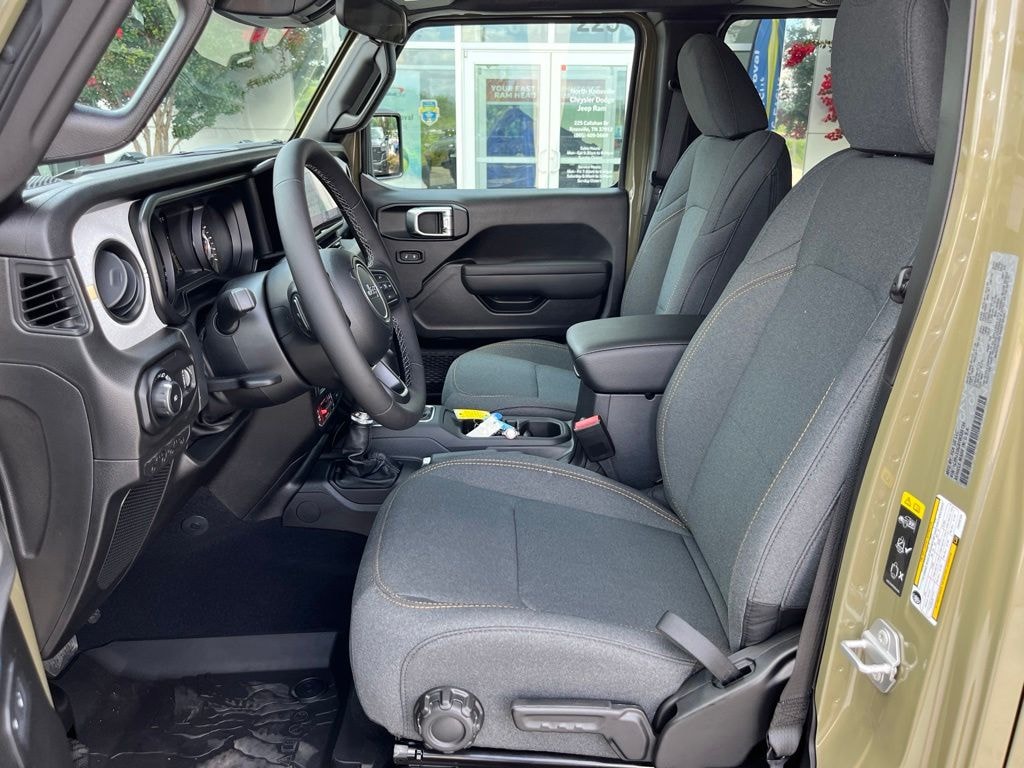 New 2026 Jeep Wrangler 4-DOOR WILLYS Sport Utility