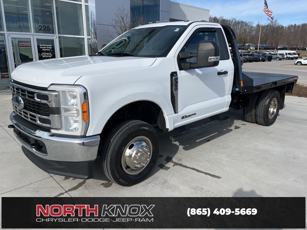 Used 2023 Ford F-350SD XLT Chassis
