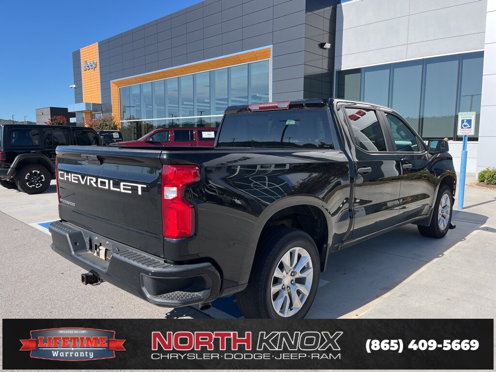 2021 Chevrolet Silverado 1500 Custom photo 3