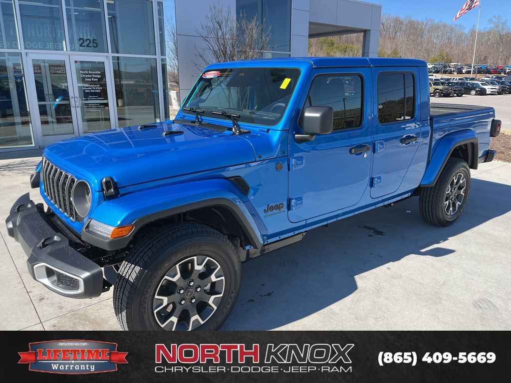2026 Jeep Gladiator Sahara Auto's photo