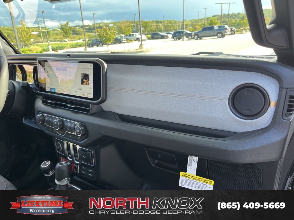 2026 Jeep Wrangler 2-Door Willys - Photo 23