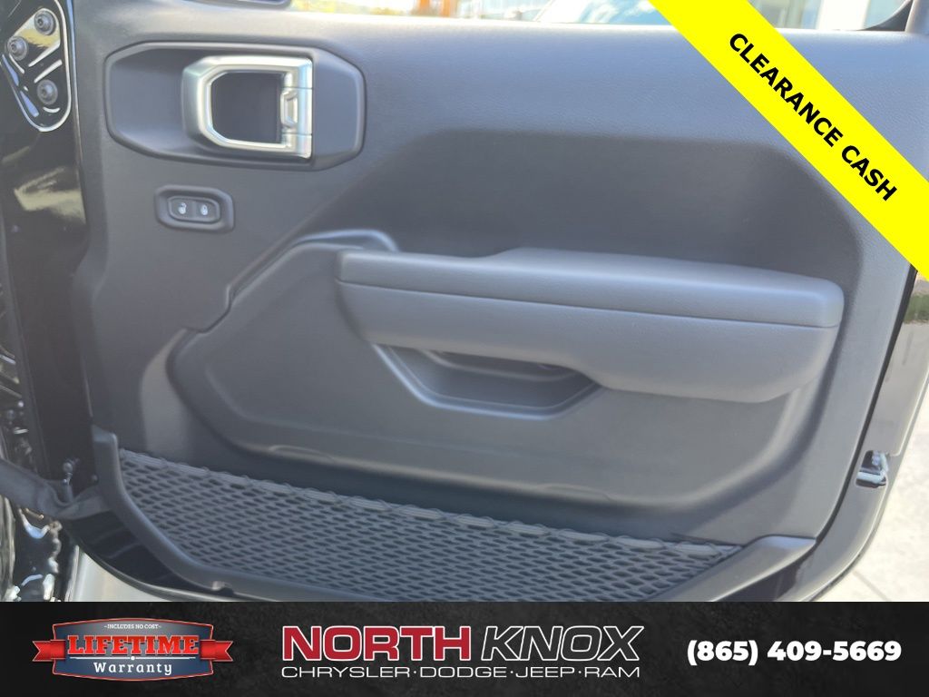 2026 Jeep Wrangler 2-Door Willys - Photo 22