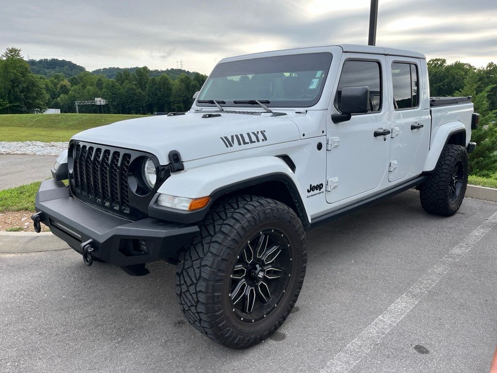 Used 2023 Jeep Gladiator Willys Truck