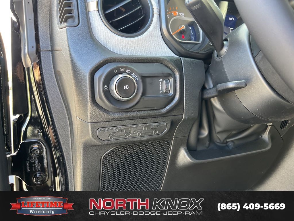2026 Jeep Wrangler 2-Door Willys - Photo 8