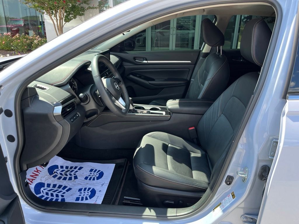 Used 2024 Nissan Altima 2.5 SR Sedan
