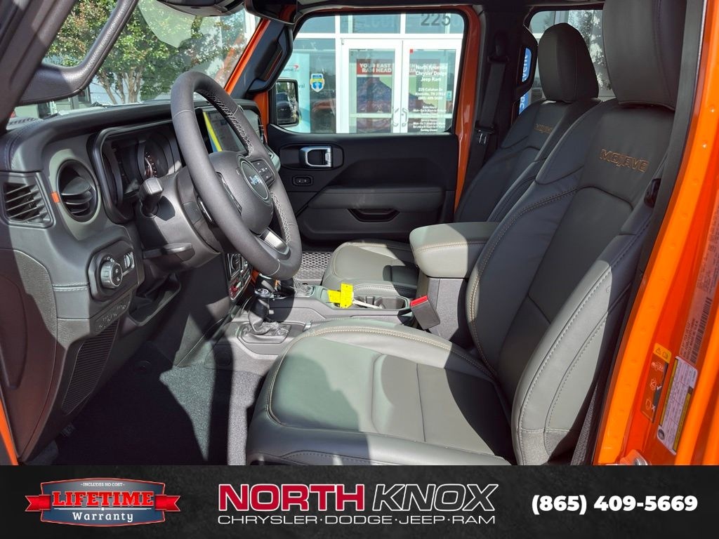 New 2026 Jeep Gladiator MOJAVE X 4X4 Pickup
