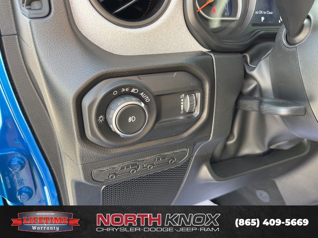 2026 Jeep Wrangler 2-Door Willys - Photo 7