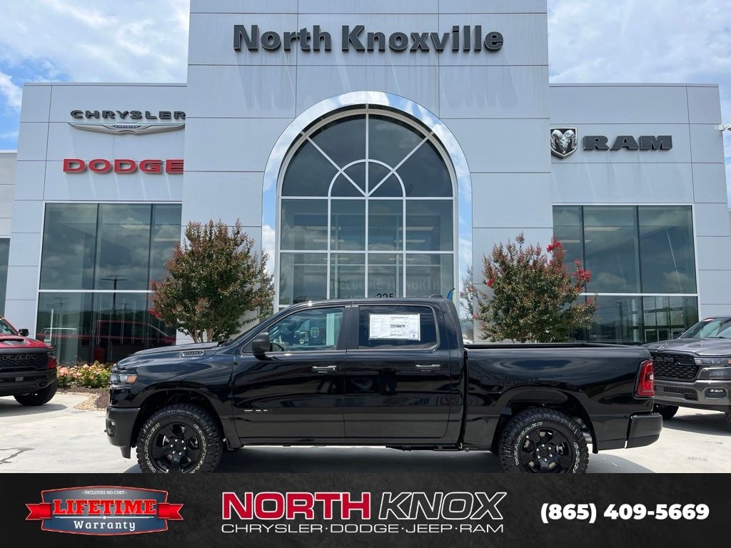 New 2026 Ram 1500 WARLOCK CREW CAB 4X4 5'7 BOX Pickup