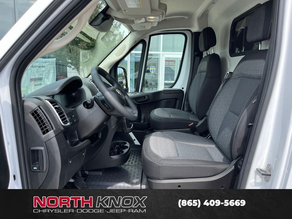 New 2026 Ram ProMaster PROMASTER 3500 SLT CARGO VAN HIGH ROOF 159' WB EXT Cargo Van