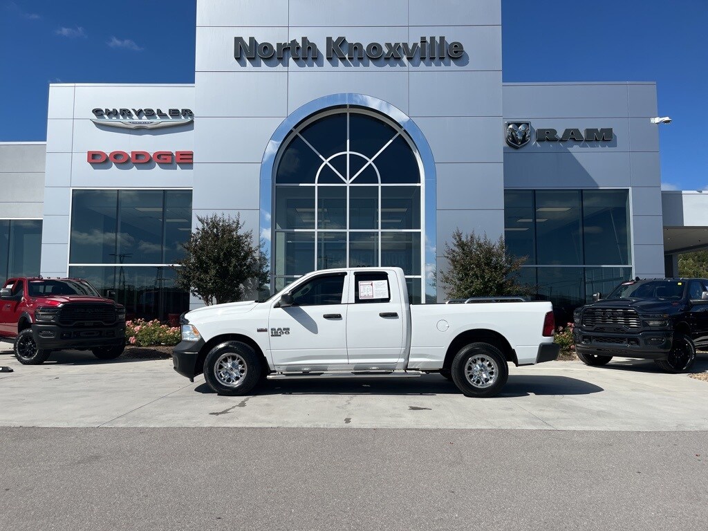 2019 Ram 1500 Classic Tradesman photo 2