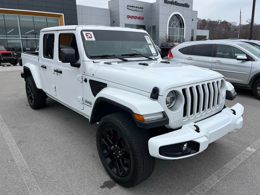 2022 Jeep Gladiator Overland photo 2