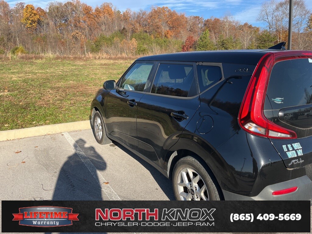 2021 Kia Soul S photo 4