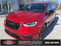 2026 Chrysler Pacifica SELECT Passenger Van