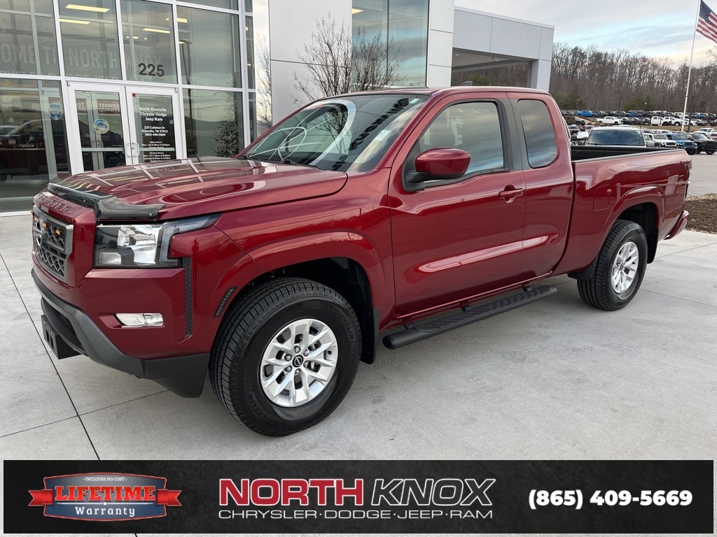 2024 Nissan Frontier SV's photo