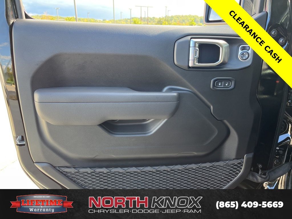 2026 Jeep Wrangler 2-Door Willys - Photo 6