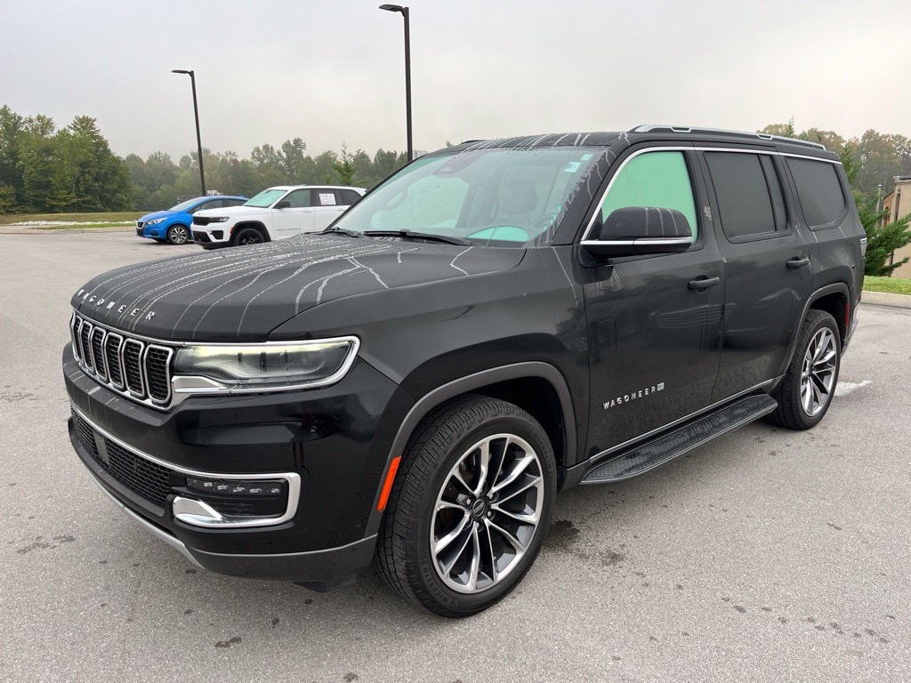 2022 Jeep Wagoneer