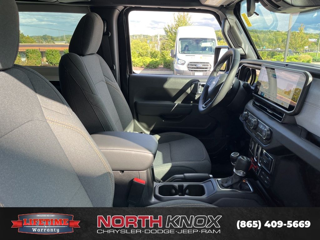 2026 Jeep Wrangler 2-Door Willys - Photo 19