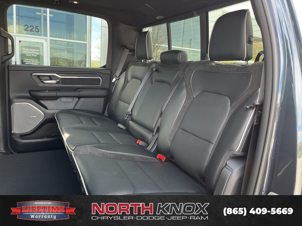2026 RAM 1500 Laramie - Photo 15