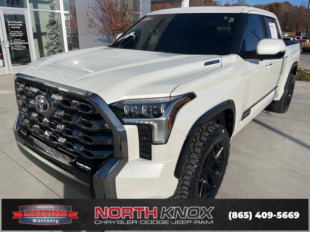2025 Toyota Tundra Platinum's photo