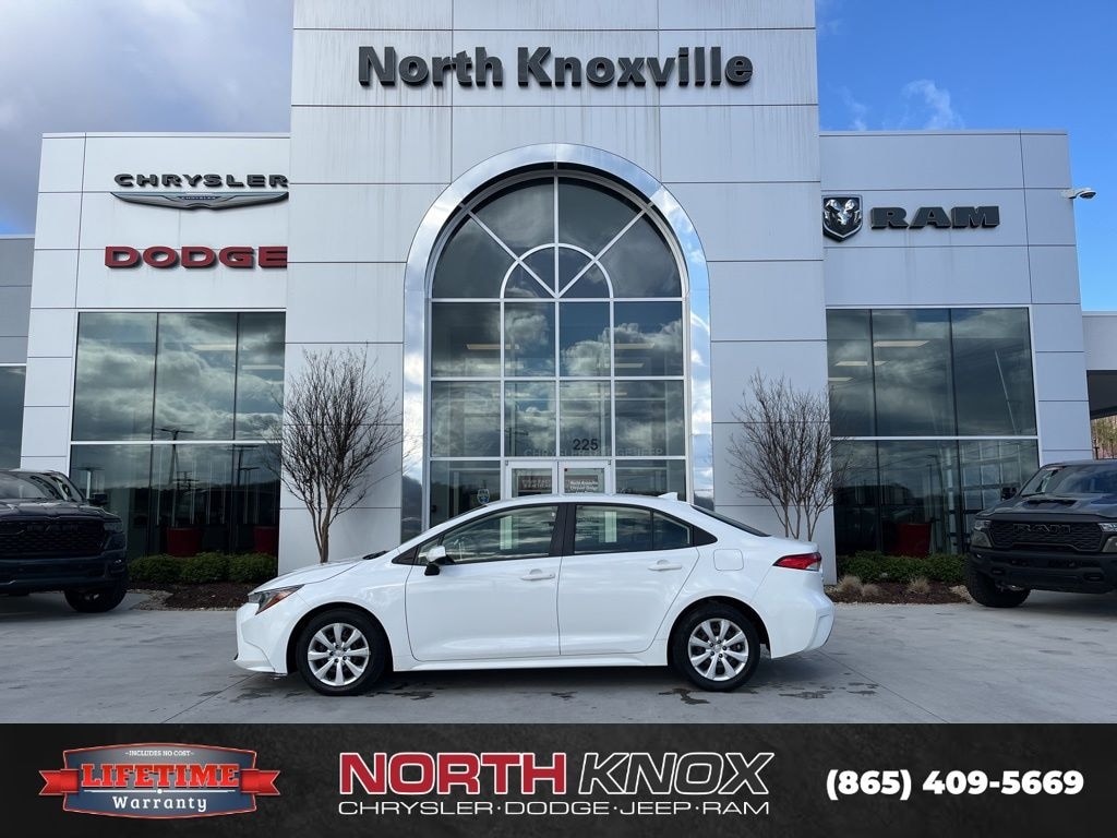 Used 2021 Toyota Corolla LE Sedan