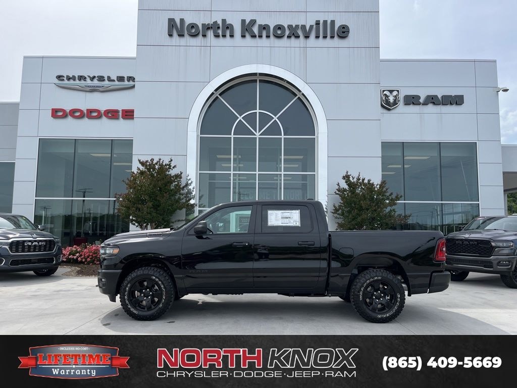 New 2026 Ram 1500 WARLOCK CREW CAB 4X4 5'7 BOX Pickup