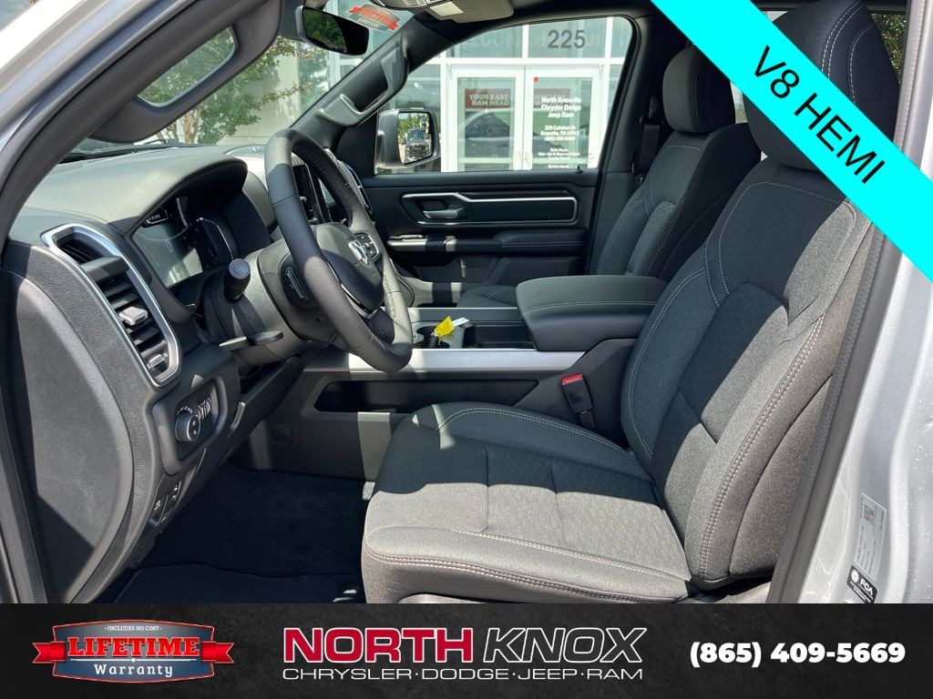 New 2026 Ram 1500 BIG HORN CREW CAB 4X4 5'7 BOX Pickup