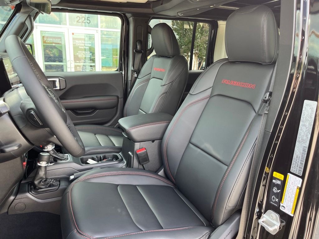 New 2026 Jeep Wrangler 4-DOOR RUBICON Sport Utility