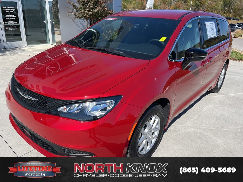 New 2026 Chrysler Voyager LX