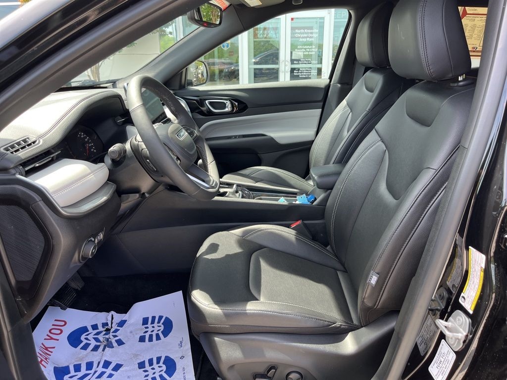 Used 2025 Jeep Compass Limited SUV