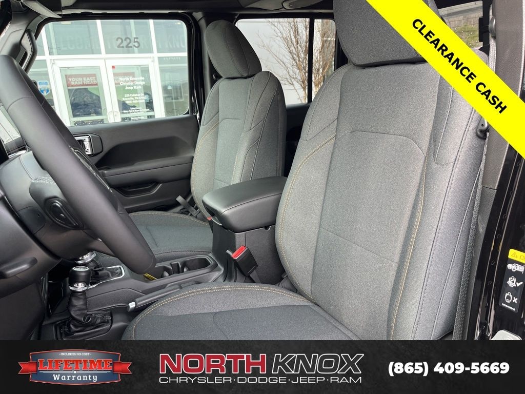 New 2025 Jeep Gladiator SPORT S 4X4 Pickup