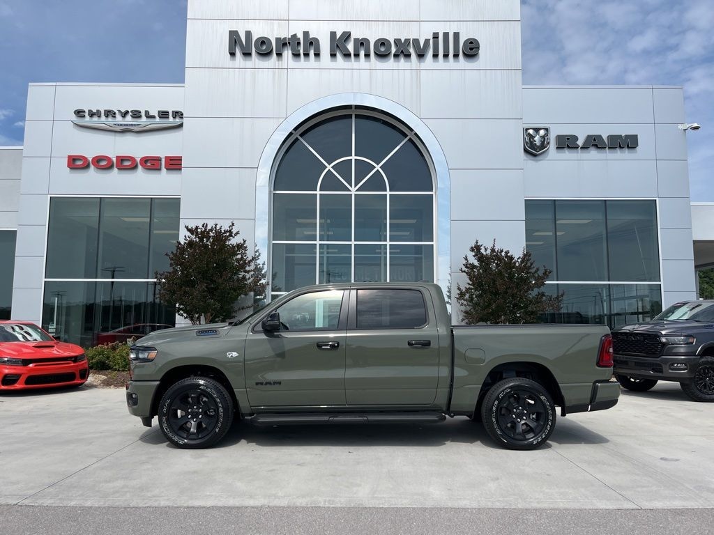 New 2026 Ram 1500 BIG HORN CREW CAB 4X4 5'7 BOX Pickup