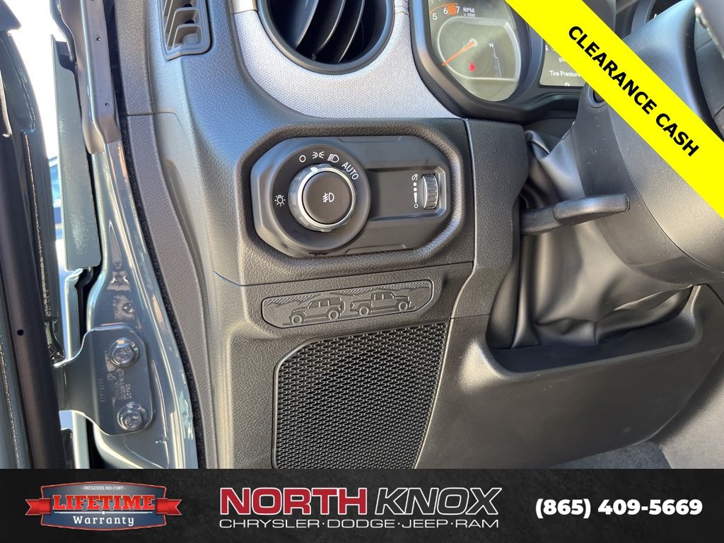 2026 Jeep Wrangler 2-Door Willys - Photo 8