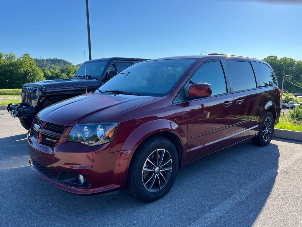 Used 2017 Dodge Grand Caravan GT Minivan/Van