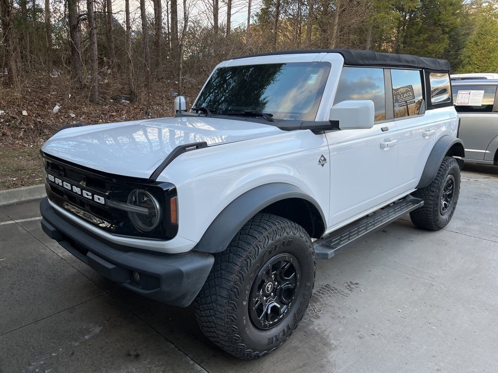 2021 Ford Bronco 4-Door Outer Banks's photo