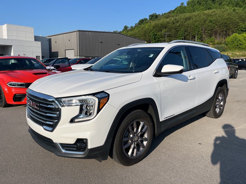 2023 GMC Terrain SLT AWD's photo