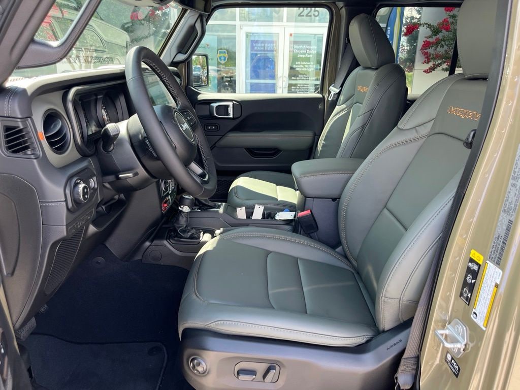 New 2026 Jeep Gladiator MOJAVE X 4X4 Pickup