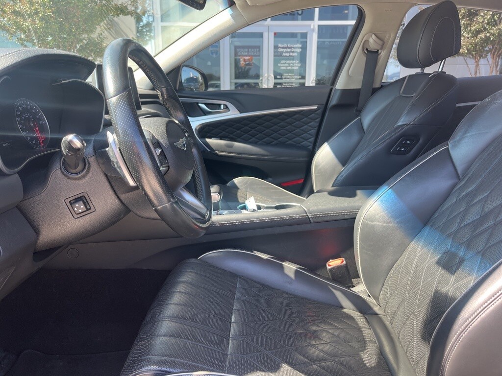 2019 Genesis G70 2.0T Advanced photo 3