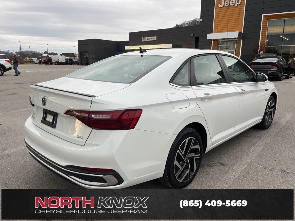 Used 2024 Volkswagen Jetta 1.5T SEL Sedan