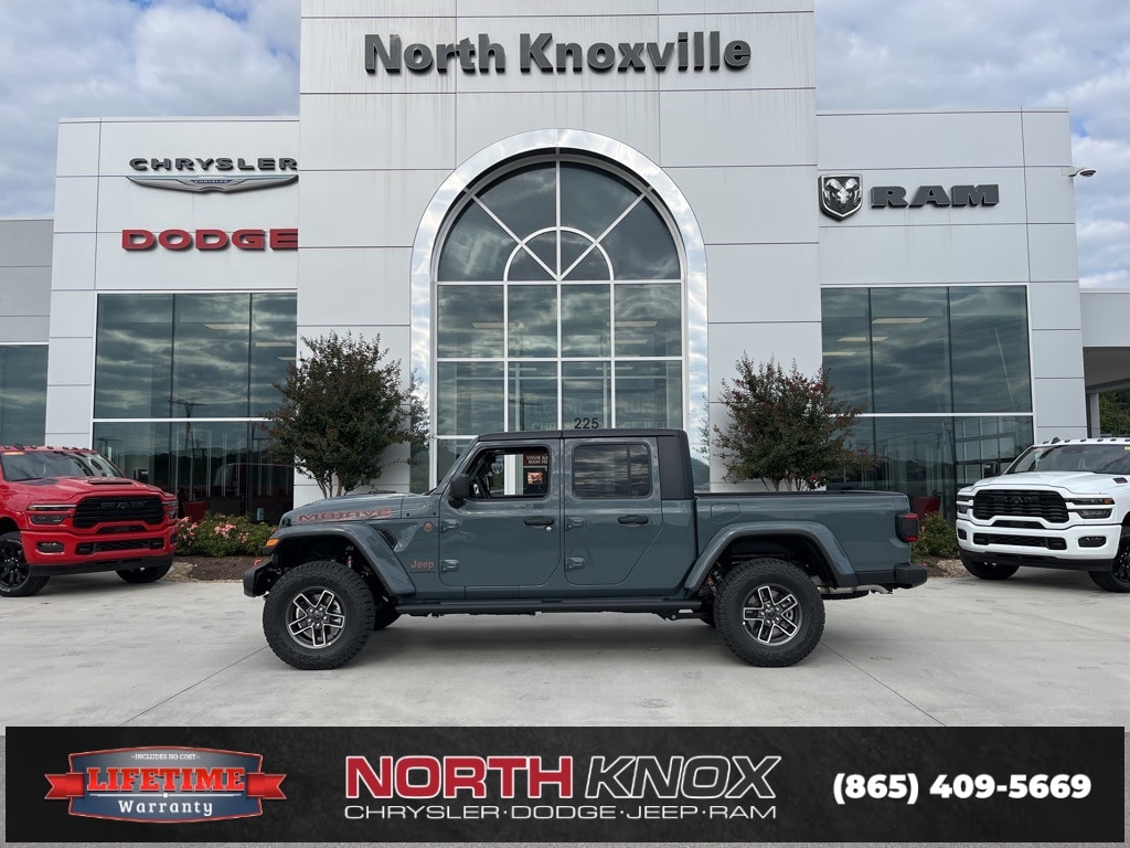 New 2025 Jeep Gladiator MOJAVE 4X4 Pickup