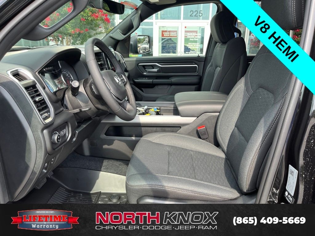 New 2026 Ram 1500 BIG HORN CREW CAB 4X4 5'7 BOX Pickup