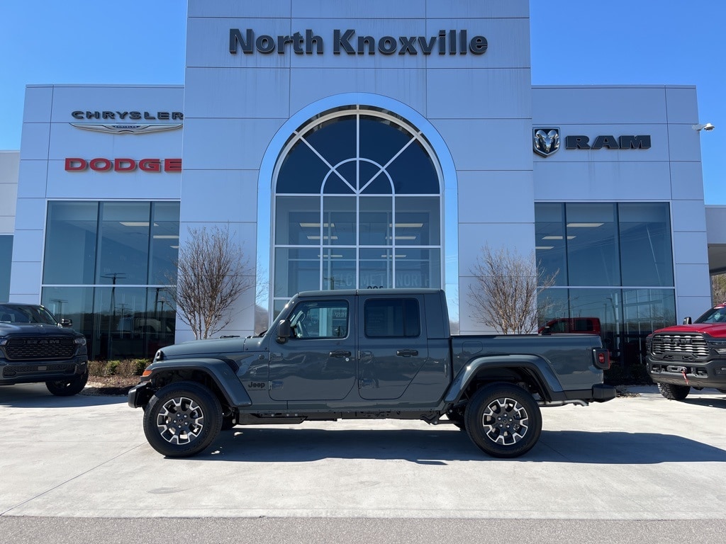 New 2026 Jeep Gladiator SAHARA 4X4 Pickup