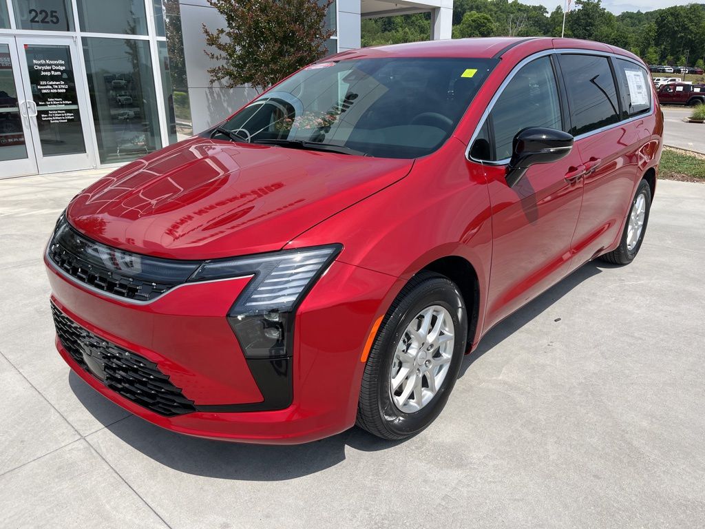 2027 Chrysler Pacifica Select's photo