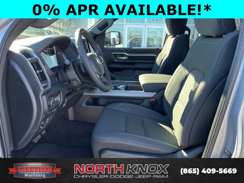 New 2026 Ram 1500 BIG HORN CREW CAB 4X4 6'4 BOX Pickup