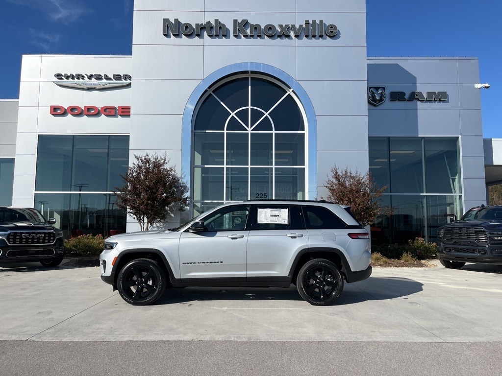 New 2025 Jeep Grand Cherokee ALTITUDE X 4X4 Sport Utility