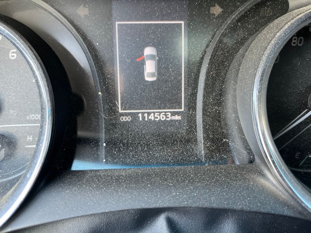 Used 2020 Toyota Camry SE Sedan