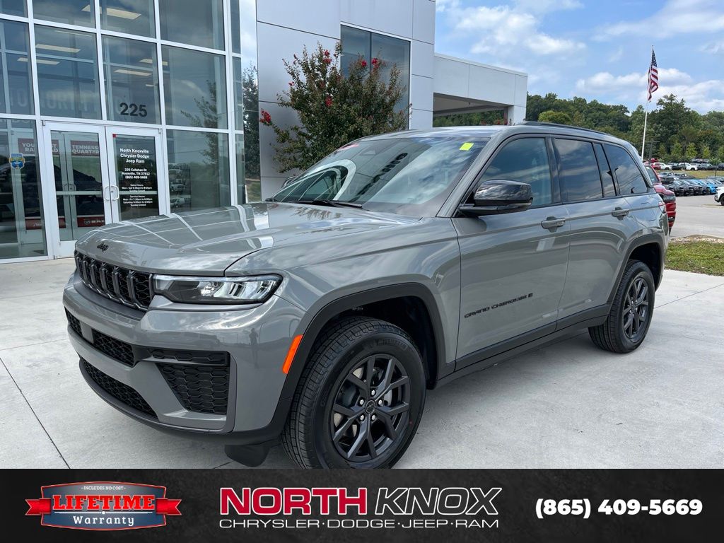 New 2027 Jeep Grand Cherokee Laredo Altitude