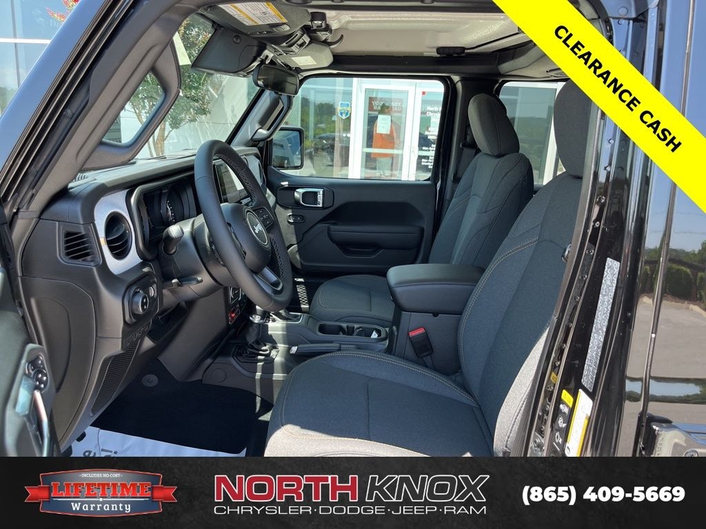 New 2025 Jeep Gladiator WILLYS 4X4 Pickup