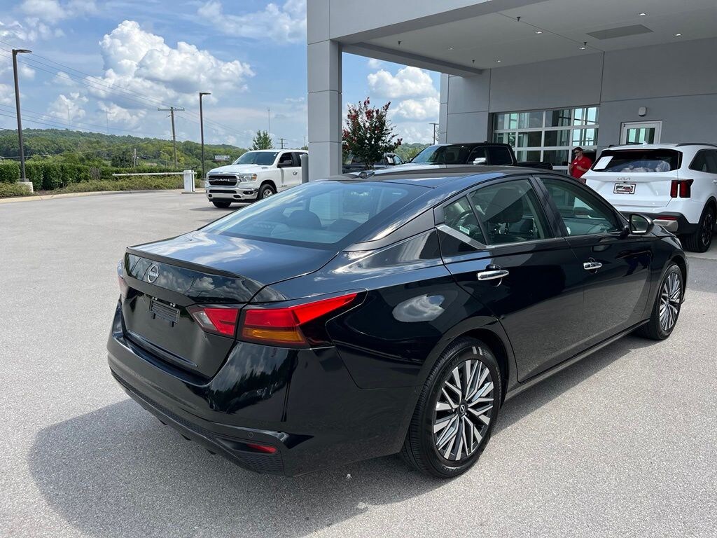 Used 2025 Nissan Altima 2.5 SV Sedan