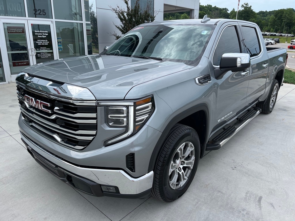 Used 2023 GMC Sierra 1500 SLT with VIN 3GTUUDED7PG124734 for sale in Knoxville, TN