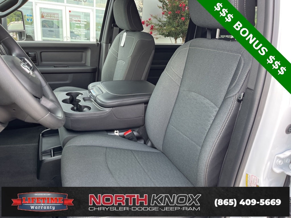 New 2025 Ram 2500 TRADESMAN CREW CAB 4X4 6'4 BOX Pickup